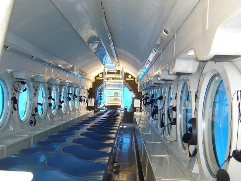 Oahu: Atlantis Submarine Adventure in Waikiki on Oʻahu