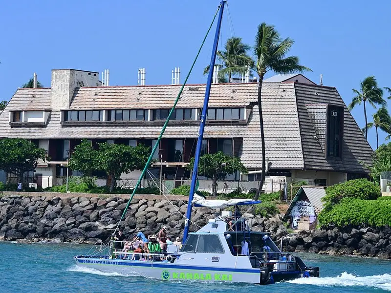 Oahu Catamaran Snorkel Tour: See Turtles 100% Guaranteed on Oʻahu